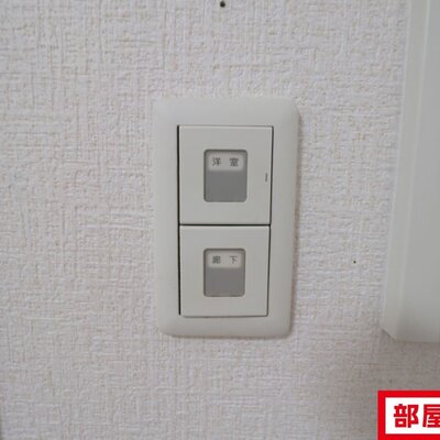 
						※1107号室内装写真参照