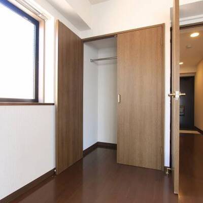 
						収納もたっぷりございます。