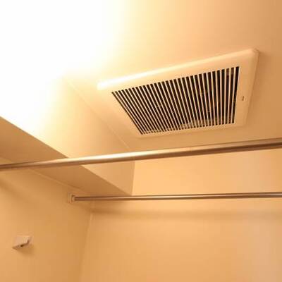 
						浴室乾燥機です。