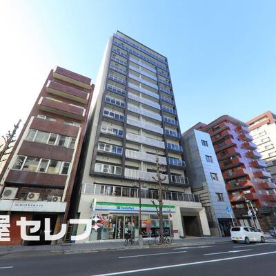 
						白川公園真横の立地です
