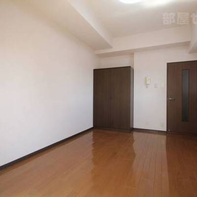 
						落ち着いた感じのお部屋です